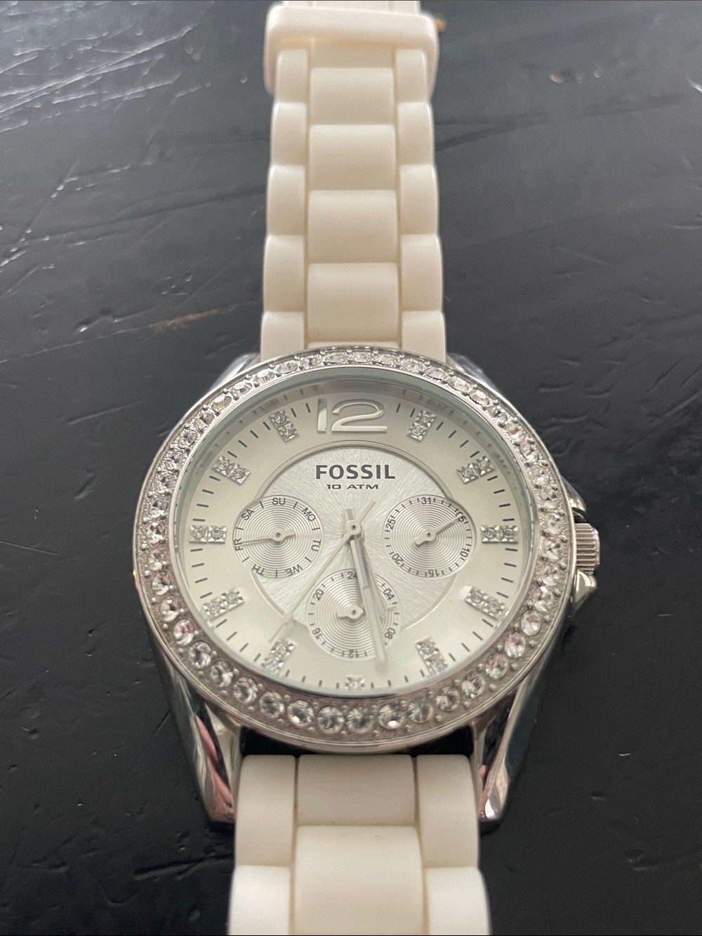 Fossil Women's Cream Silicone Strap Crystal Bezel Watch